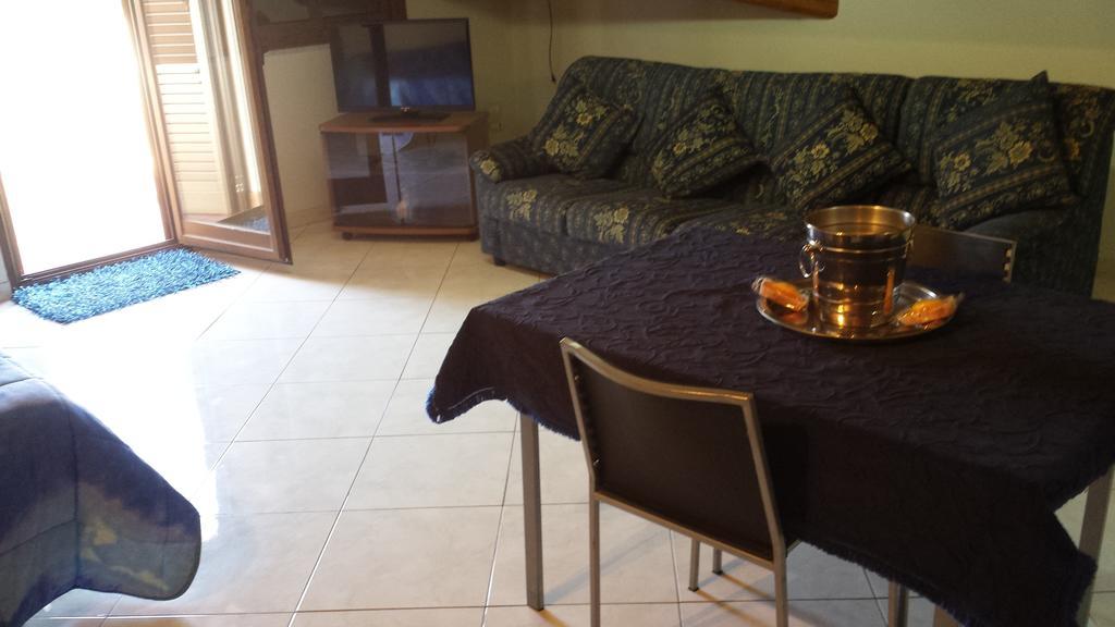B&B Suite Viagrande Pokój zdjęcie